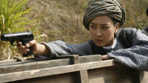 【北美报哥】三个老火枪-美国华人侠女枪战劫匪后果如何?